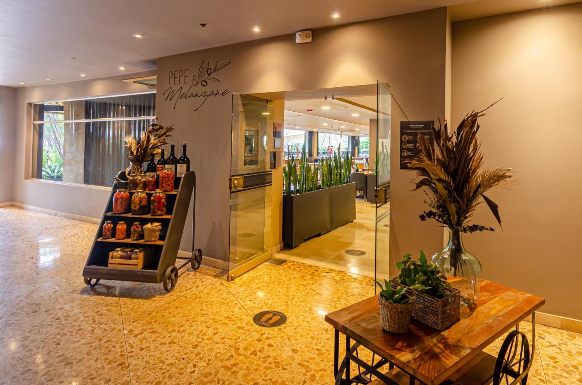 Intercontinental Medellin - Movich By Ihg Hotel Eksteriør billede